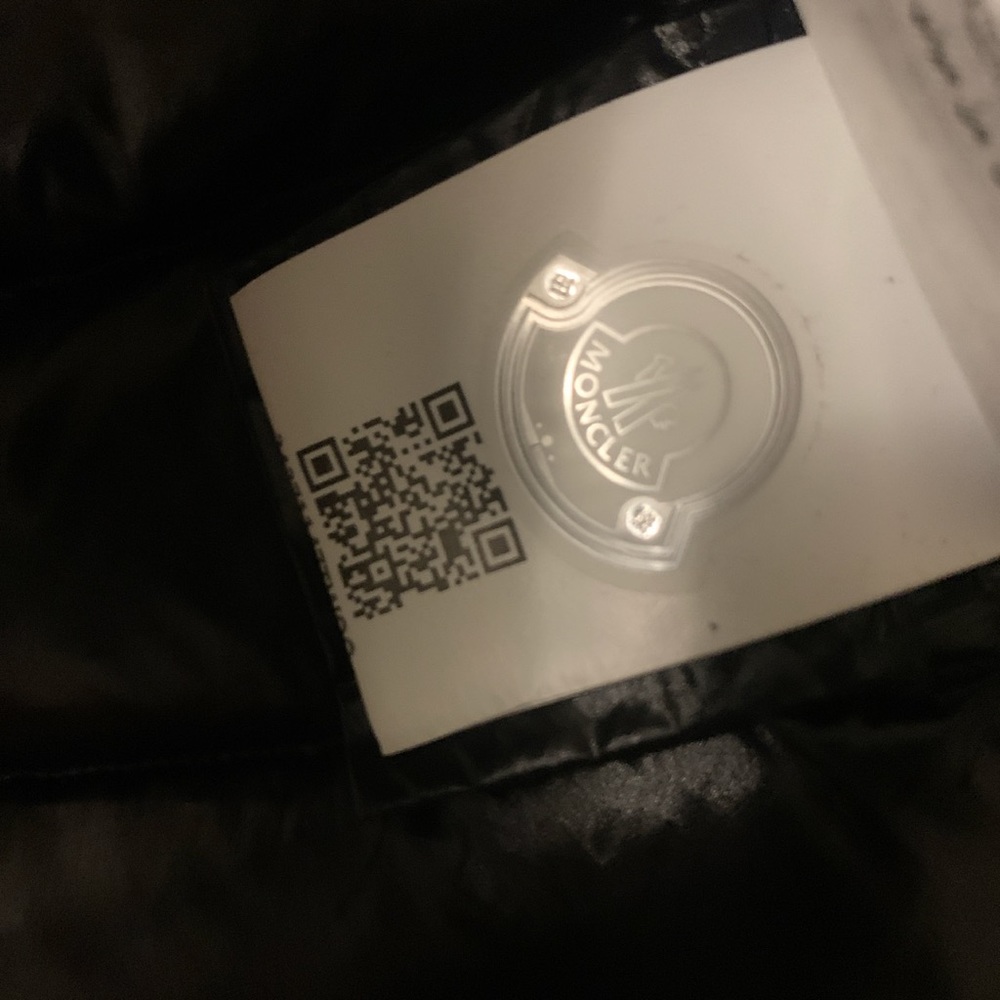 Moncler bady jacket - Picture 6 of 6